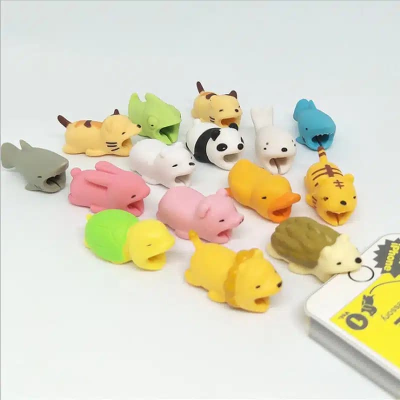 Pig-shaped telephone cable cover 4