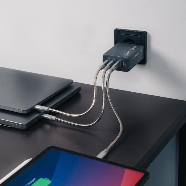 Verbatim Φορτιστής GaN 240W 3xUSB-C/USB-A + Αντάπτορας ΕΕ/ΗΒ/ΗΠΑ GNC-240 32205 6