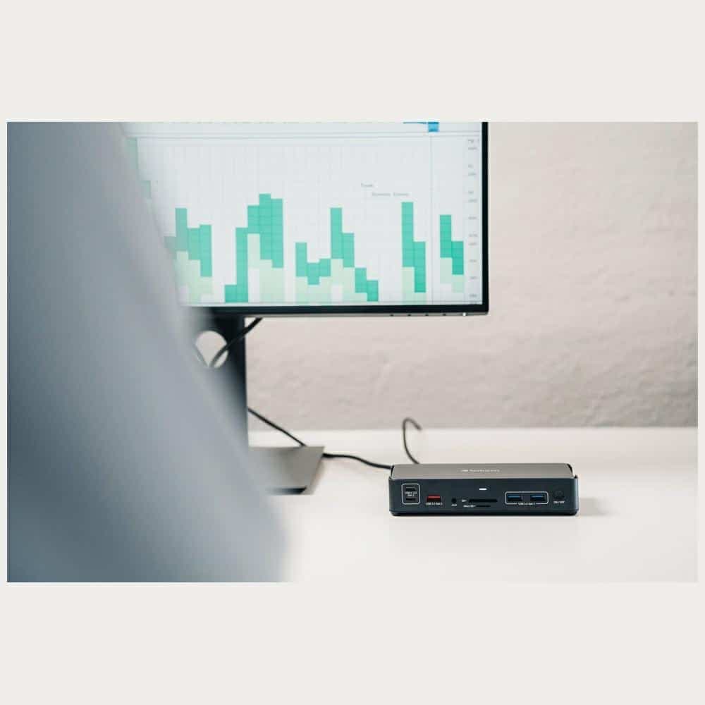 Verbatim Pro Docking Station 15-In-1 Με 2xhdmi, 1xrj45, 4xusb-A, 4xusb-C, 1xsd, 1xmicrosd, 1xaudio 4