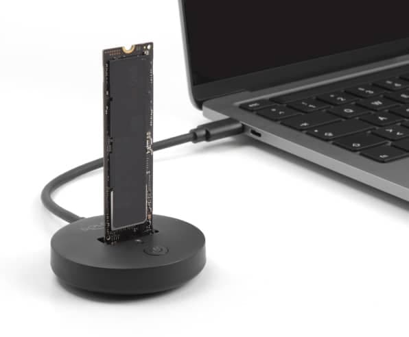 DELOCK docking station για M.2 NVMe/SATA SSD 64254, 10Gbps, μαύρο 2