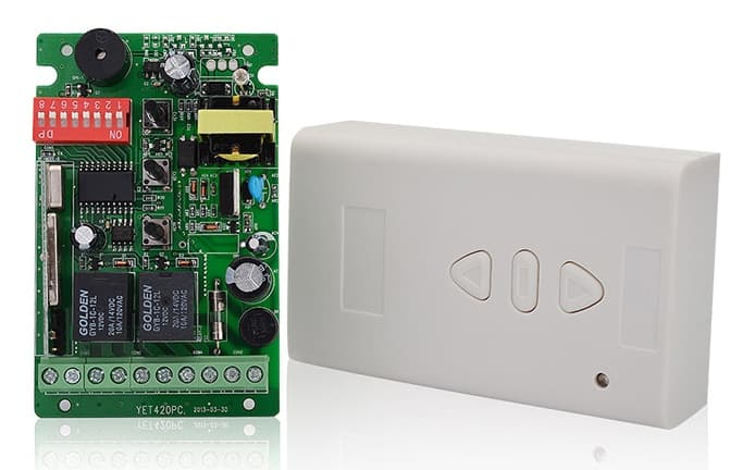 Receiver 2 καναλιών YET420, με 2 ασύρματα χειριστήρια 3