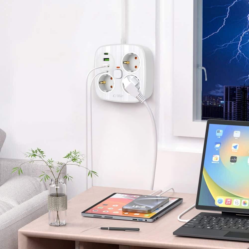 TECH-PROTECT PCS3X4 ΤΡΟΦΟΔΟΤΙΚΟ 2 USB & 2 TYPE-C & 3 ΠΡΙΖΕΣ 200CM ΛΕΥΚΟ 5